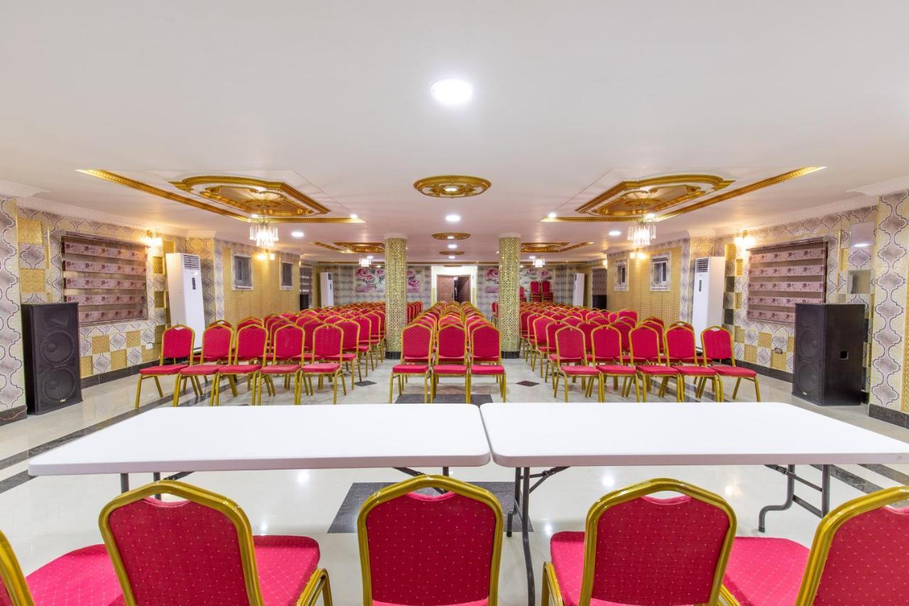 Ag Hotel And Suites Ogbodjo Zewnętrze zdjęcie