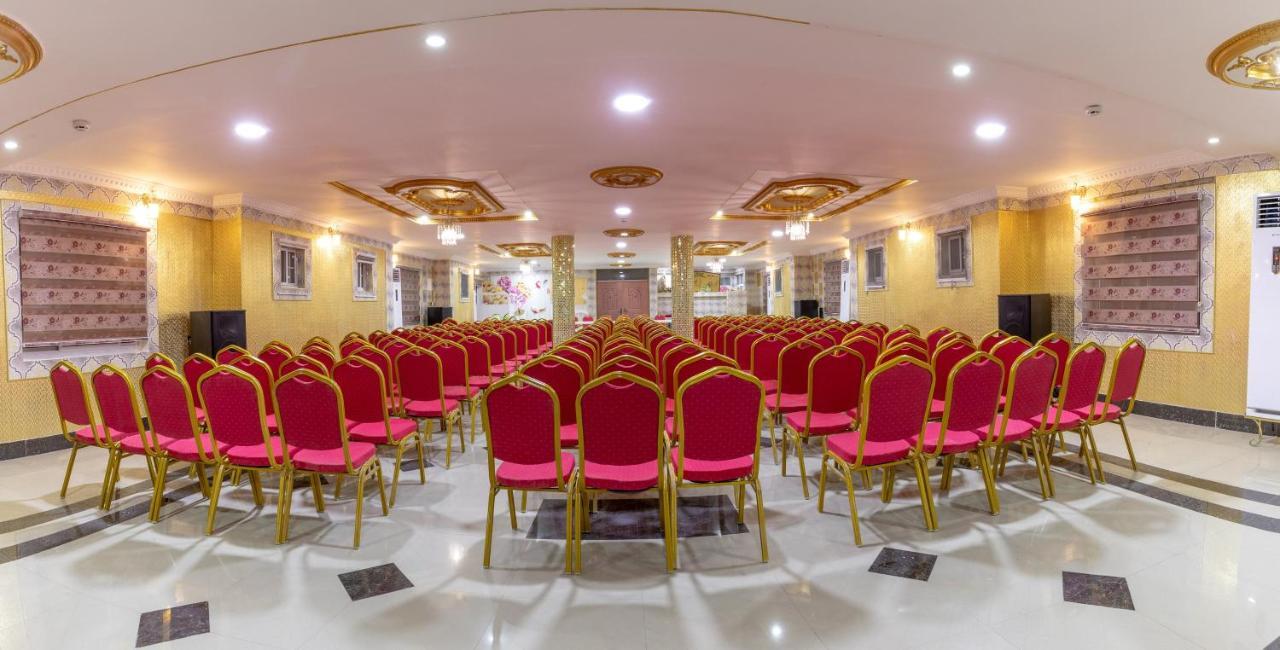 Ag Hotel And Suites Ogbodjo Zewnętrze zdjęcie