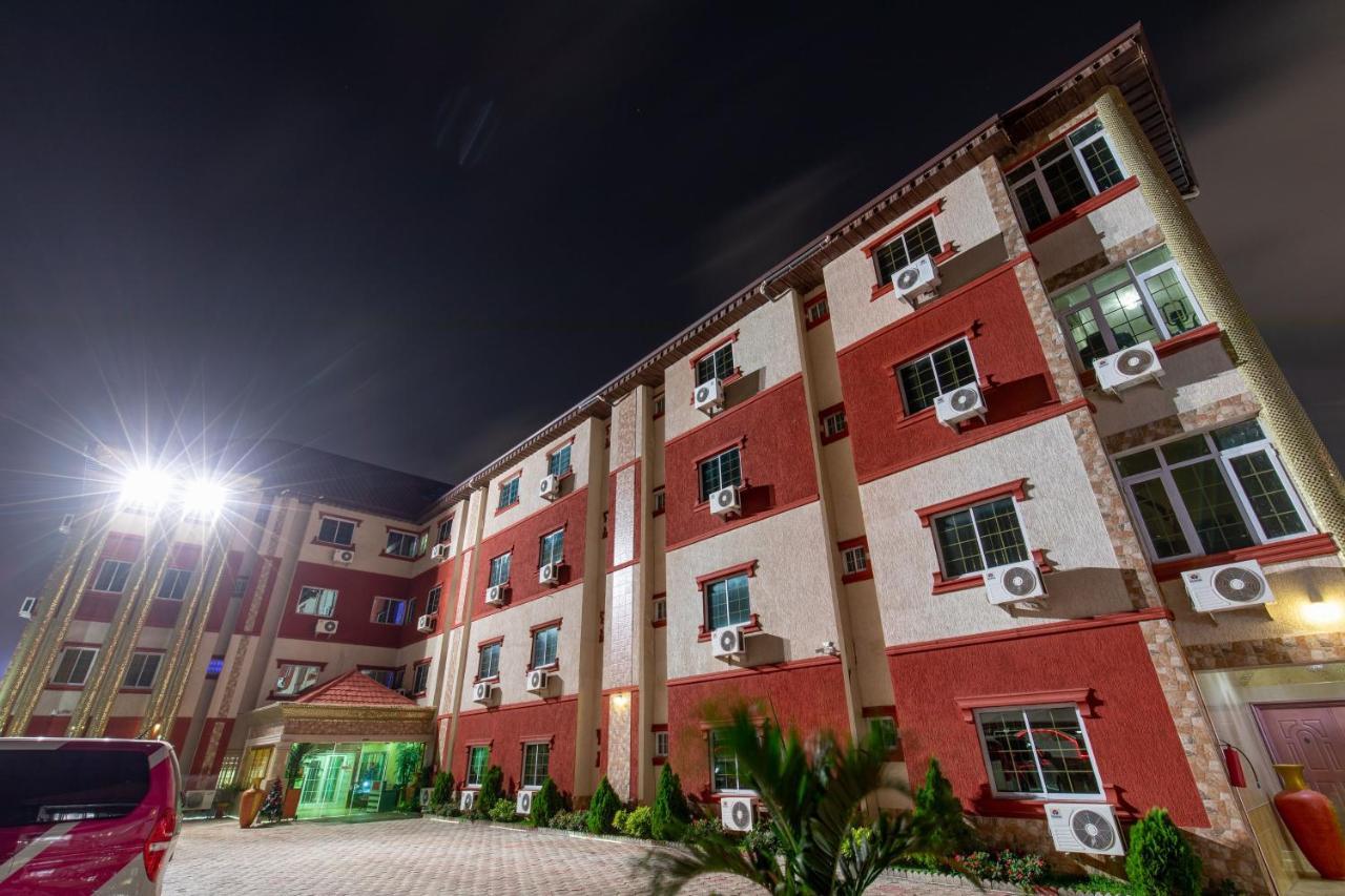 Ag Hotel And Suites Ogbodjo Zewnętrze zdjęcie
