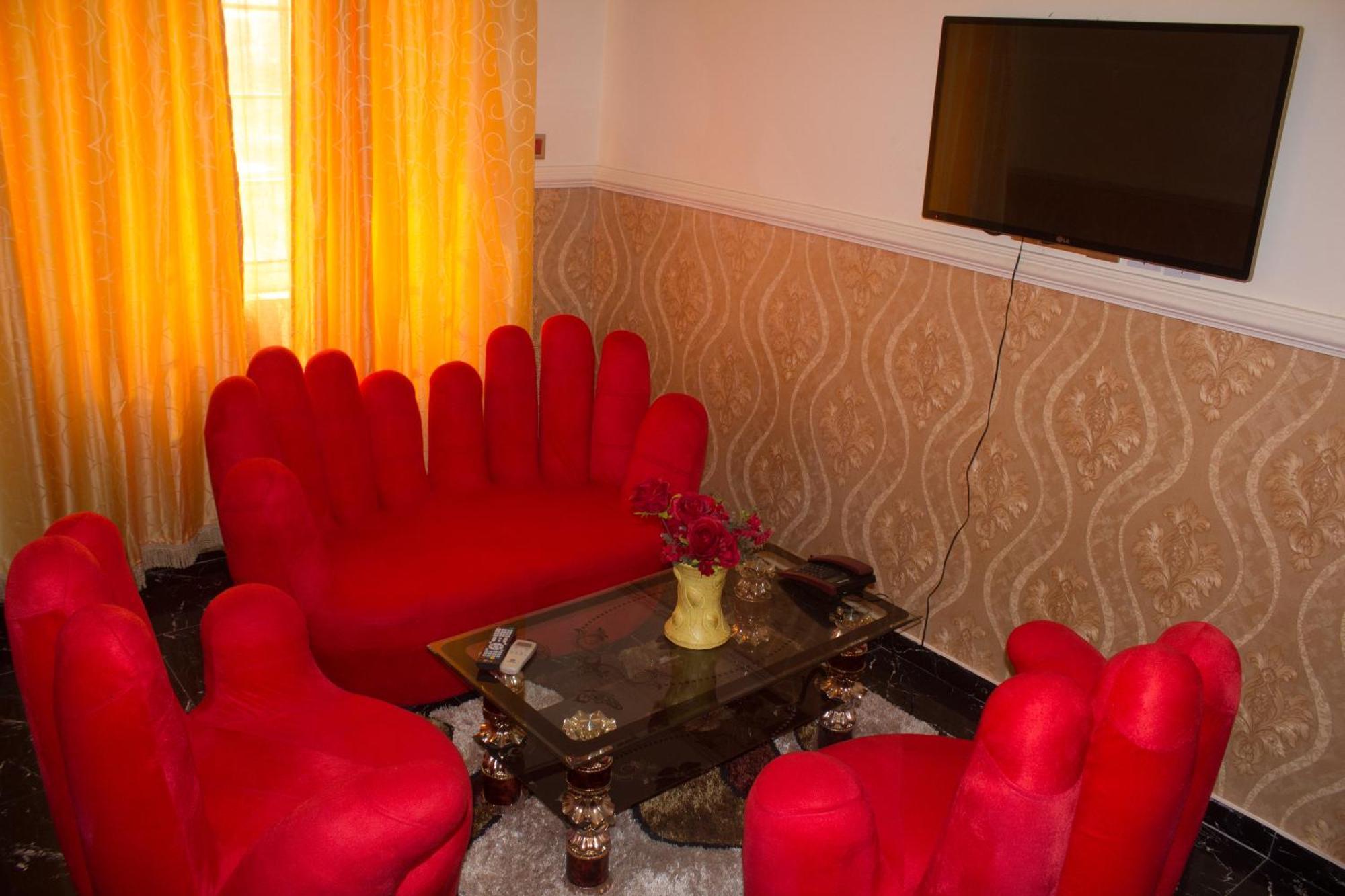 Ag Hotel And Suites Ogbodjo Zewnętrze zdjęcie